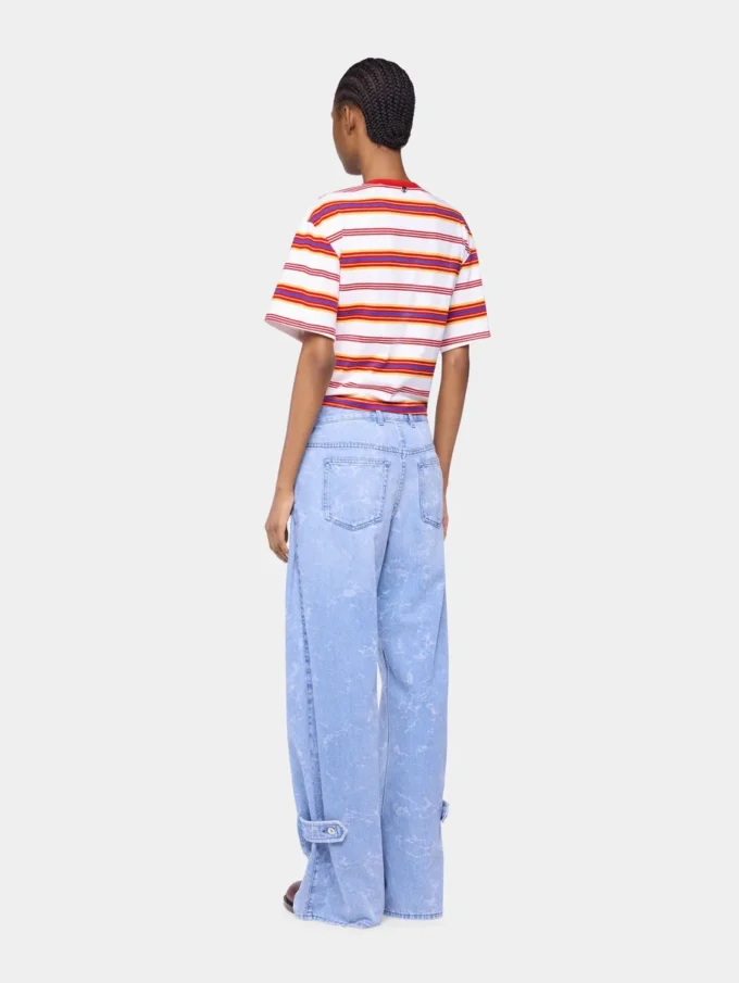 Baggy jeans in denim