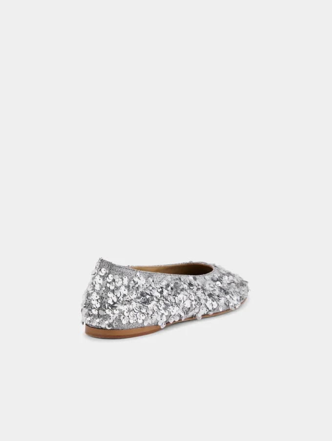 Ballerina with sequins