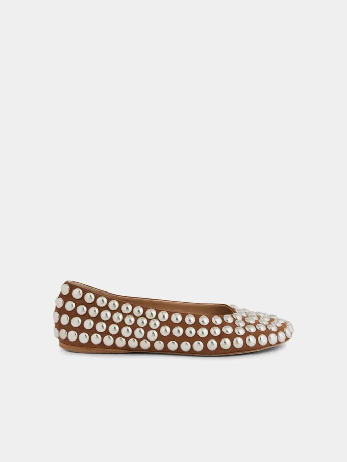 Ballerina with studs