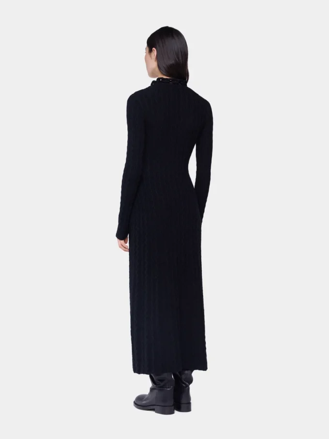 Black long dress in wool