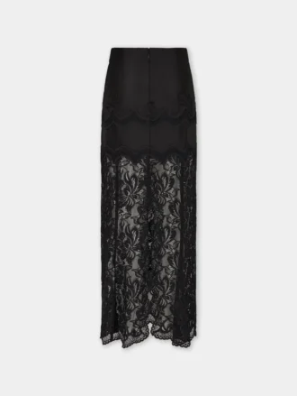 Black long skirt in lace