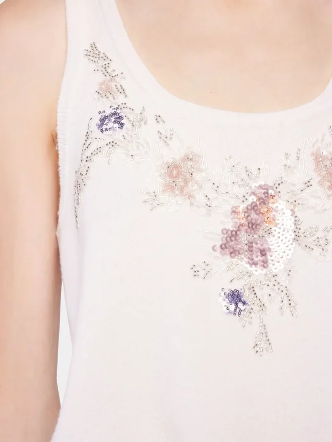 Embroidered wool top