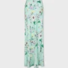 Floral patterned skirt with chain details