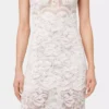 Ivory long dress in lace