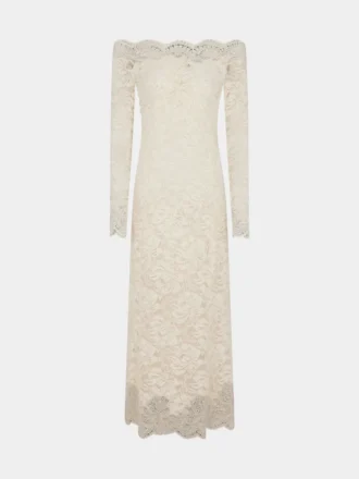 Long dress in lace