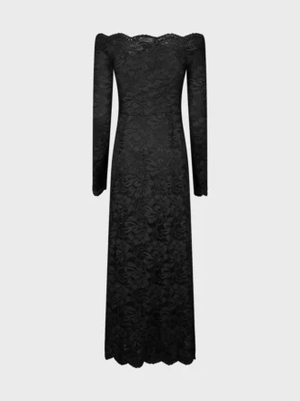 Long dress in lace