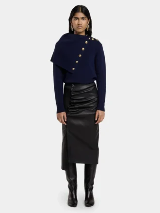 Navy sweater in wool