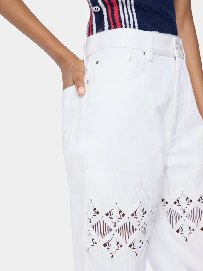 Trousers in denim with embroidery details