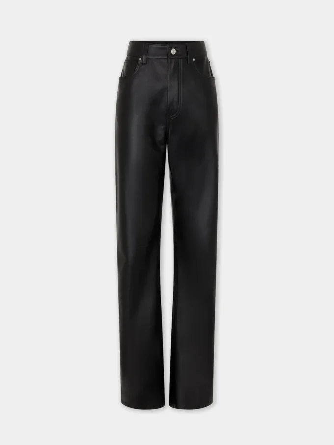 Trousers in leather