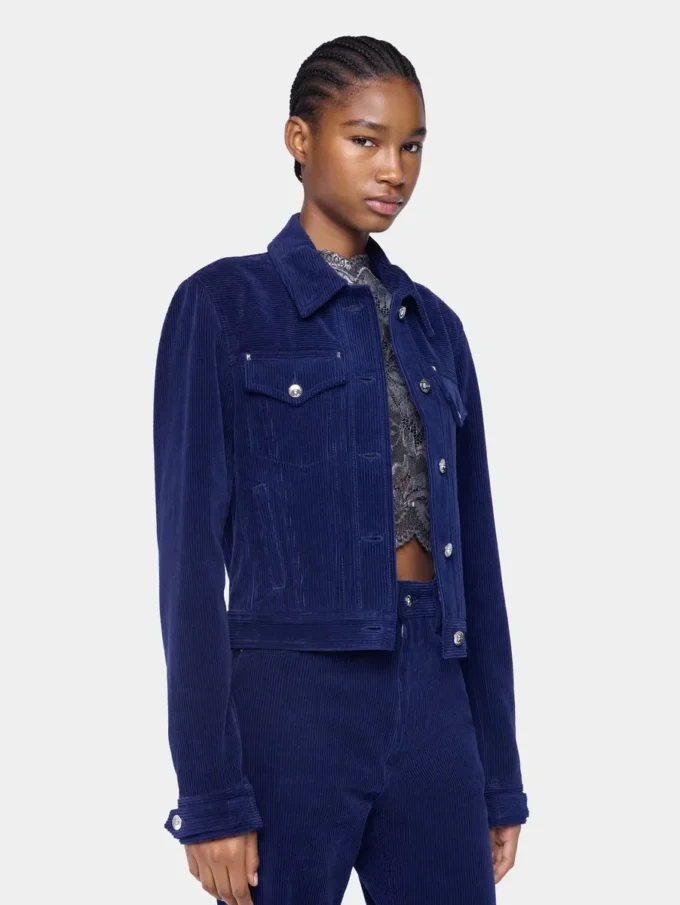 Trucker jacket in velvet